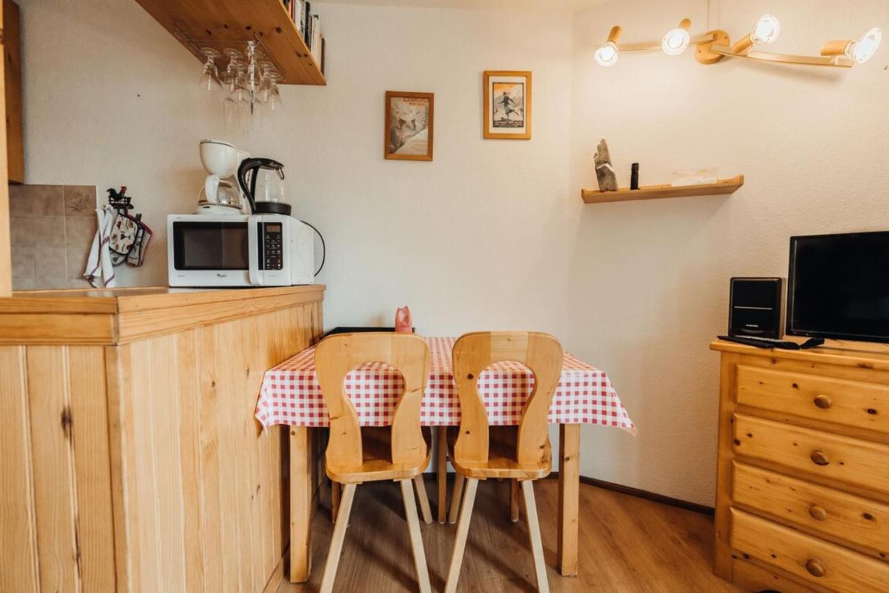 Ferienwohnung Furnished Studio At The Foot Of The Slopes With A Balcony & Mountains View Saint-Gervais-les-Bains Exterior foto